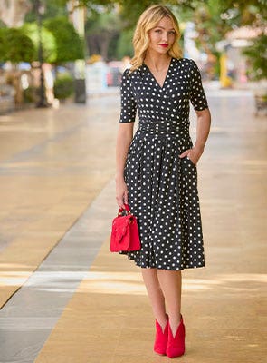 How to Get the Dolce Vita Look