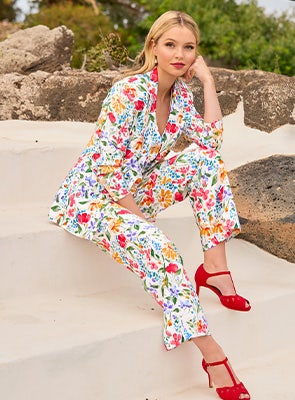 Fabulous Floral Fashion For Outdoor Occasions